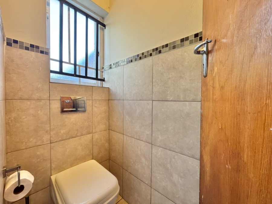 2 Bedroom Property for Sale in Kenilworth Western Cape